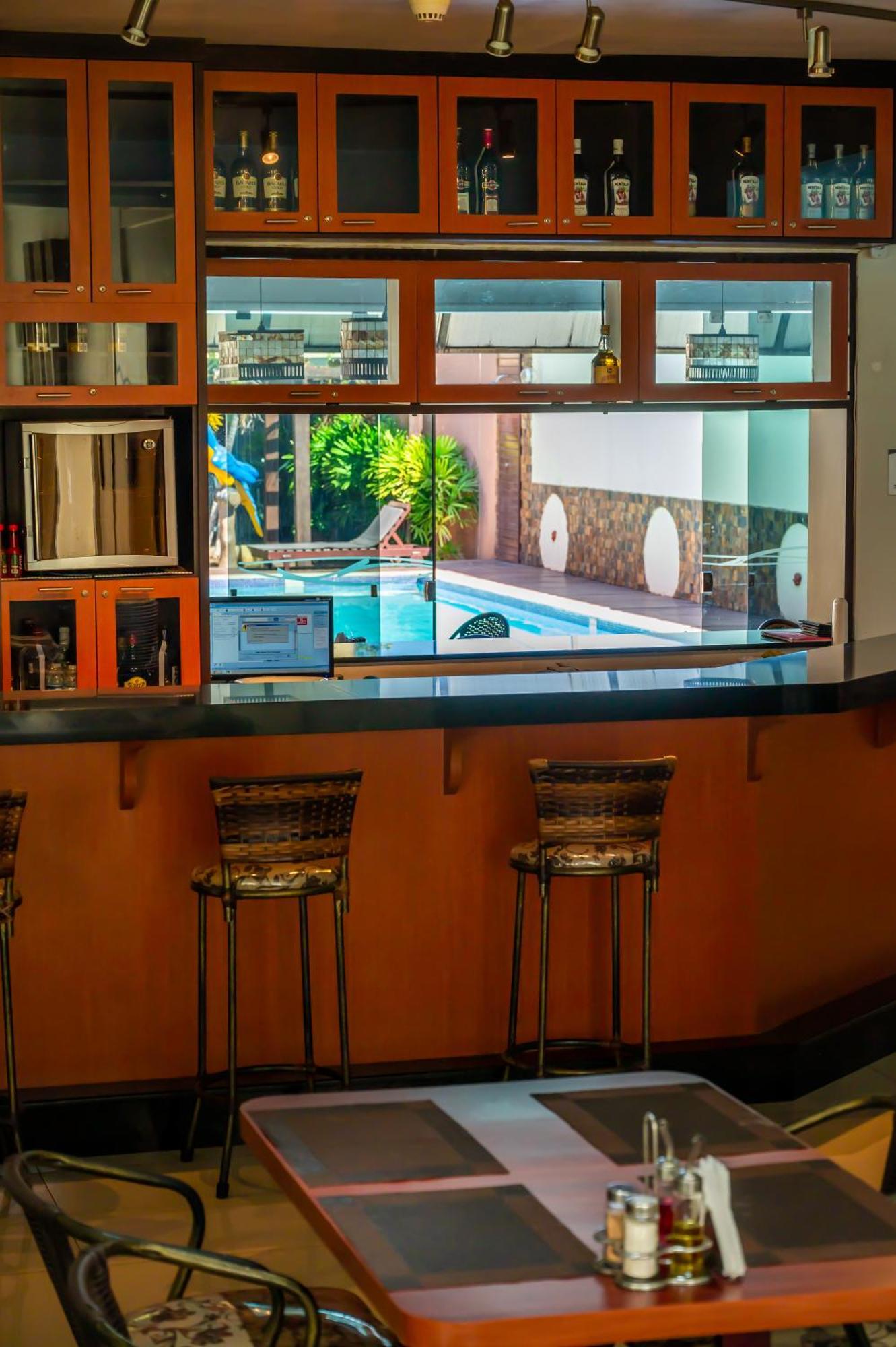 Hotel 365 Cuiabá Eksteriør billede