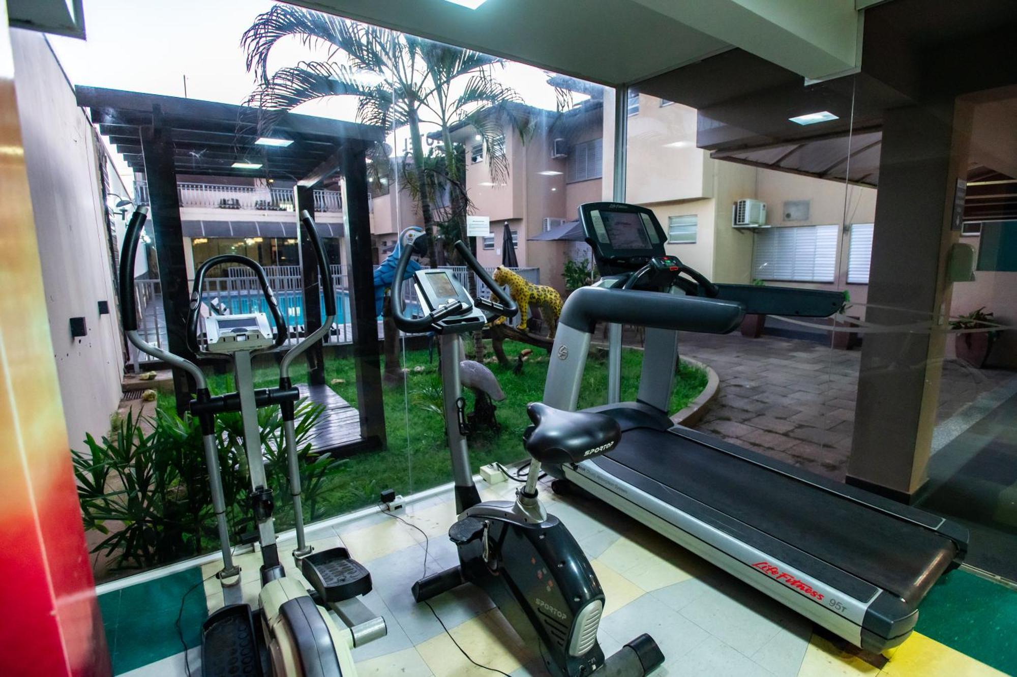 Hotel 365 Cuiabá Eksteriør billede